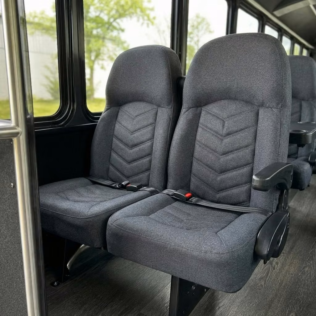 cedar rapids 25 passenger minibus high back seats