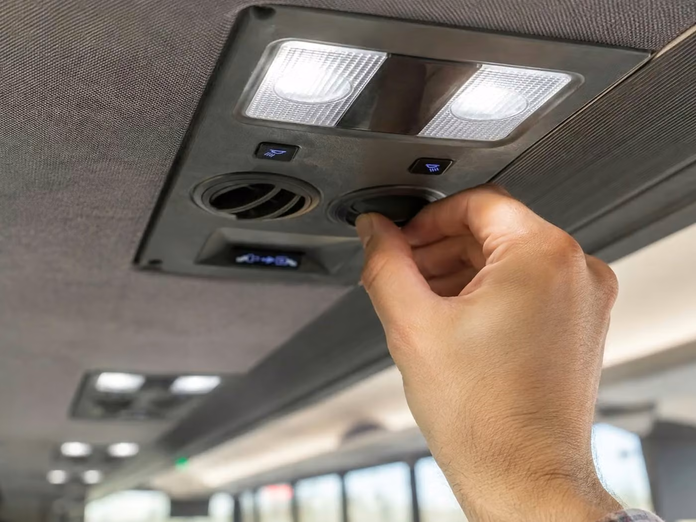 cedar rapids charter bus climate control